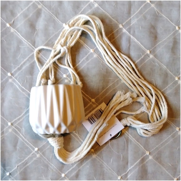 2 Macrame Hanging Planters - Picture 3 of 4